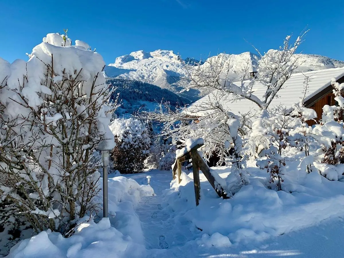Apartment Logement 3 Etoiles Avec Vue Imprenable Sur Les Montagnes, Ski Bus Manigod
